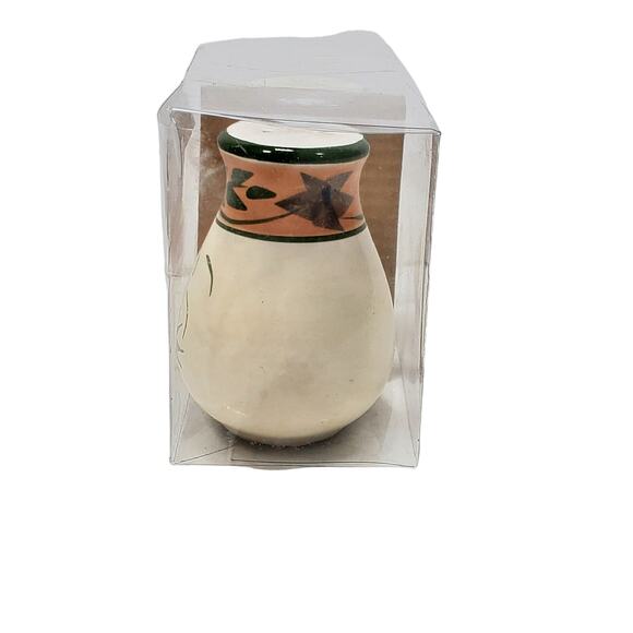 Rooster Salt and Pepper Shaker Set Farm Decor Farmcore Countrycore Animalcore - Picture 3 of 9